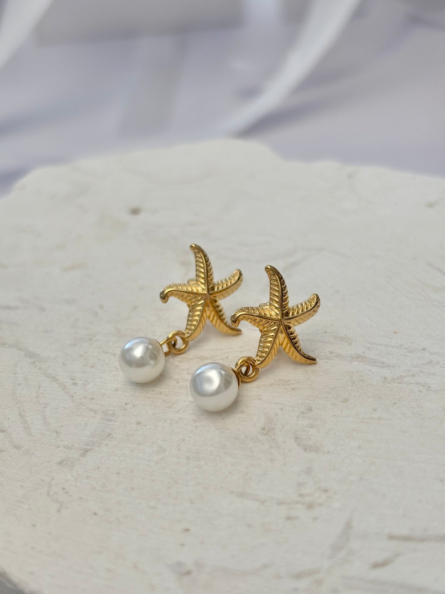 ASTERINA PEARL EARRINGS