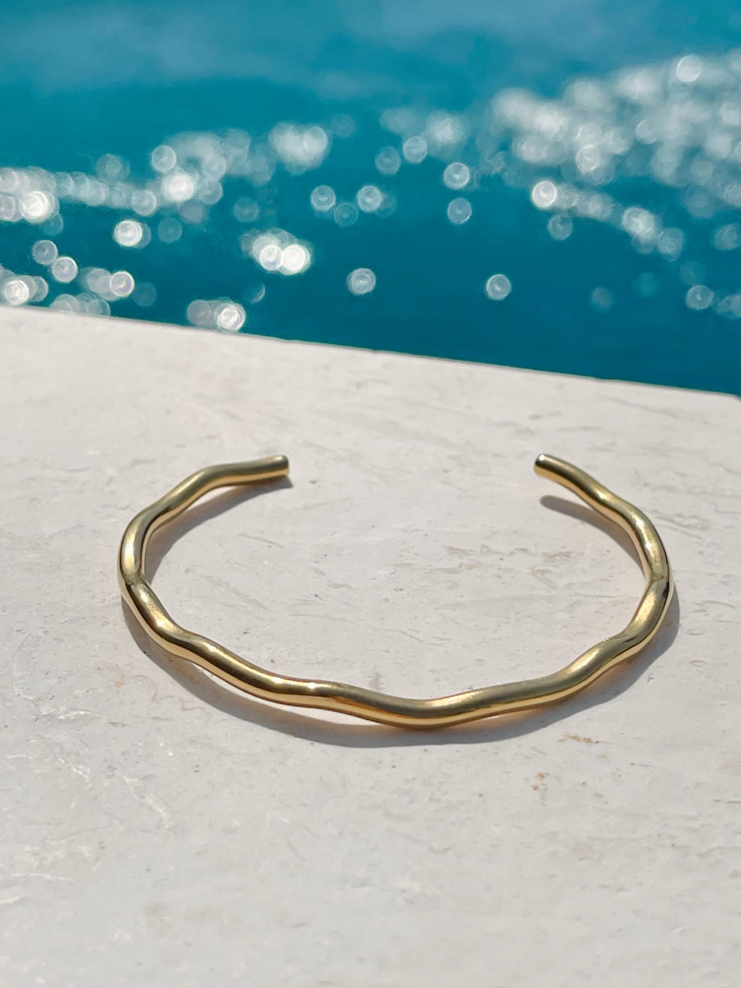 GOLD WAVE CUFF