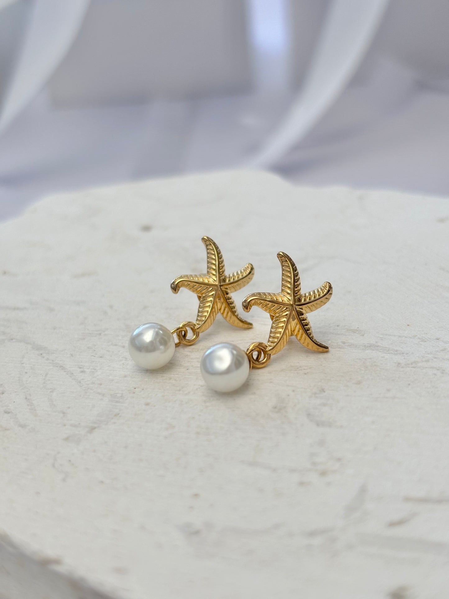 ASTERINA PEARL EARRINGS